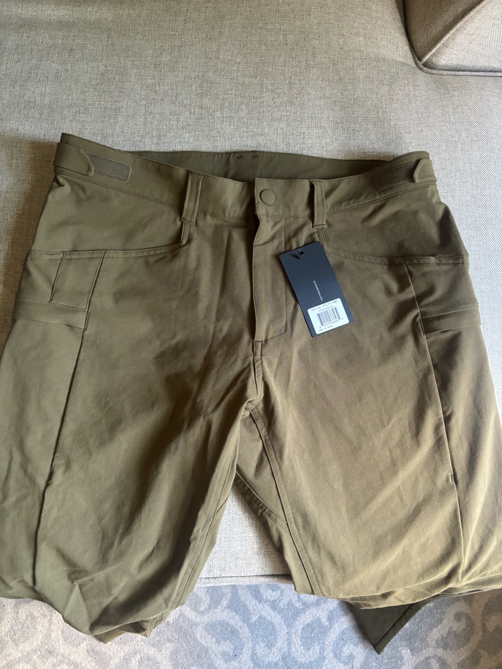 Ten thousand tactical utility olive pants